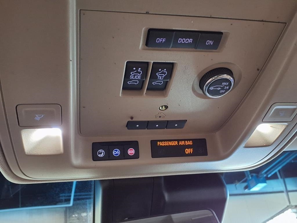 Cadillac Escalade ESV 4WD 4dr Premium Luxury 2019 Cadillac Escalade ESV 4WD 4dr Premium Luxury 2019