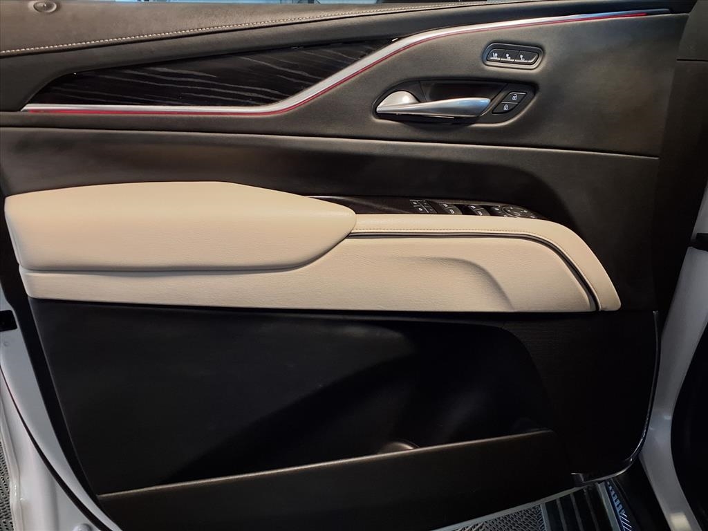 2021 Cadillac Escalade ESV Sport photo 19
