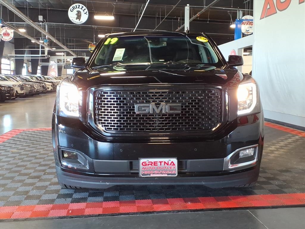 2019 Gmc Yukon XL SLT photo 2