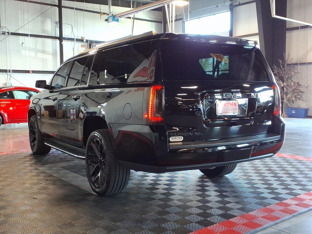2019 Gmc Yukon XL SLT photo 4