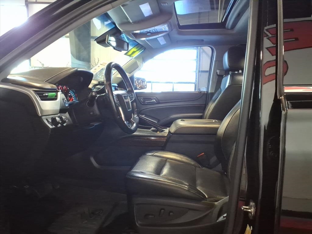 2019 Gmc Yukon XL SLT photo 17