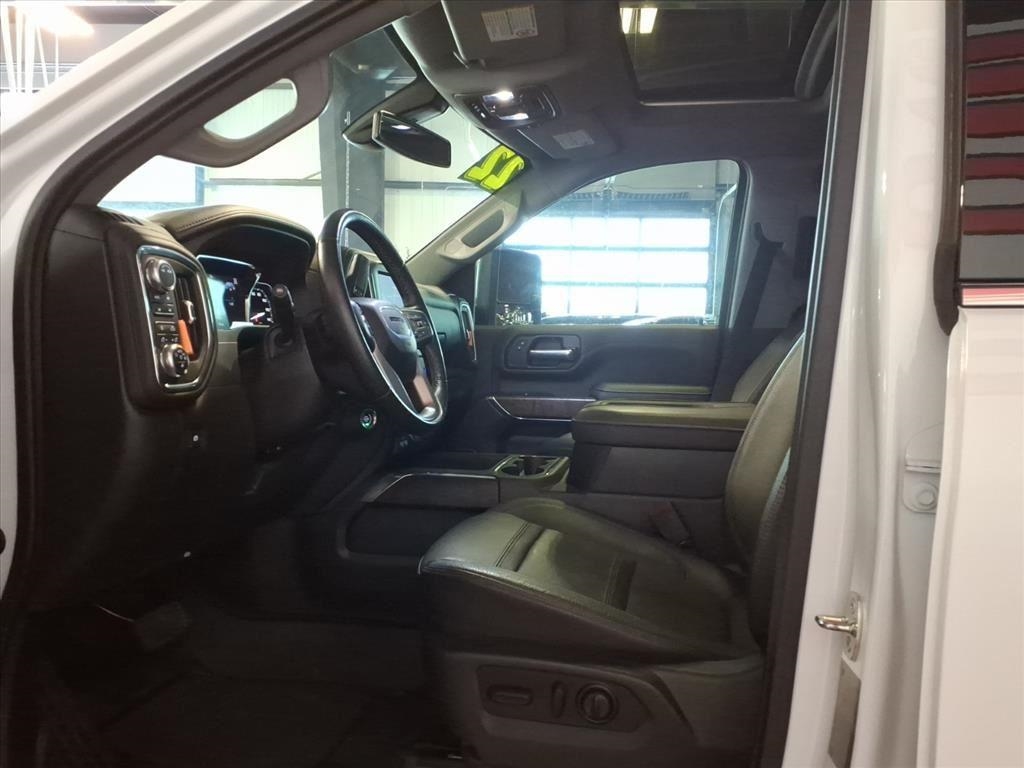 GMC Sierra 2500HD 4WD Crew Cab 159" Denali 2022 GMC Sierra 2500HD 4WD Crew Cab 159" Denali 2022
