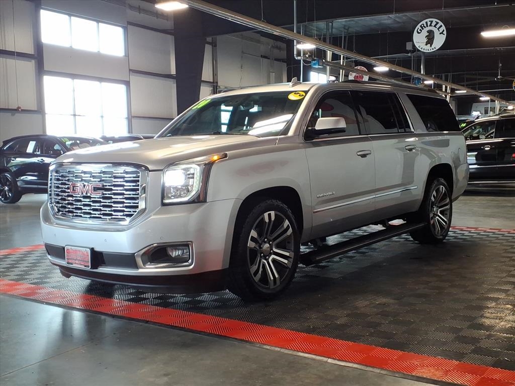 2020 Gmc Yukon XL Denali photo 3