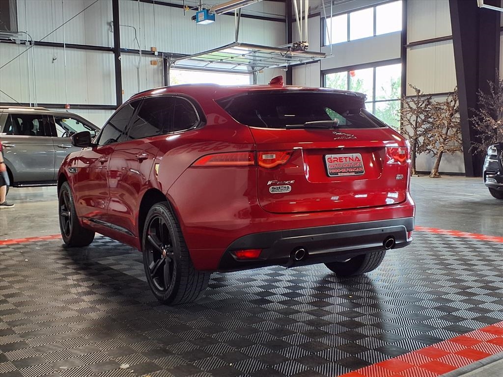 2019 Jaguar F-PACE R-Sport photo 4