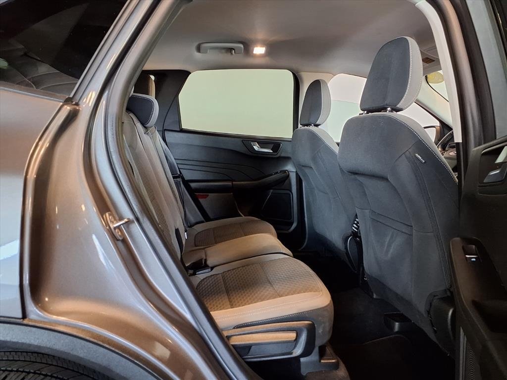 2021 Ford Escape SE photo 11