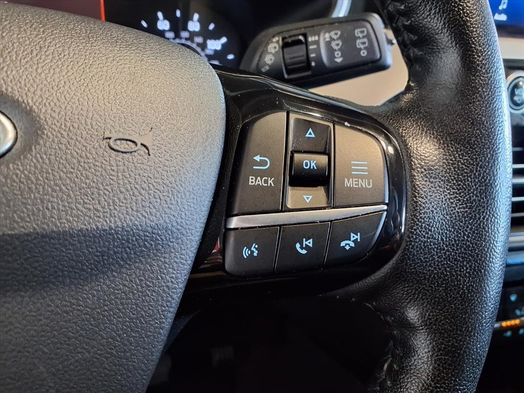 2021 Ford Escape SE photo 24