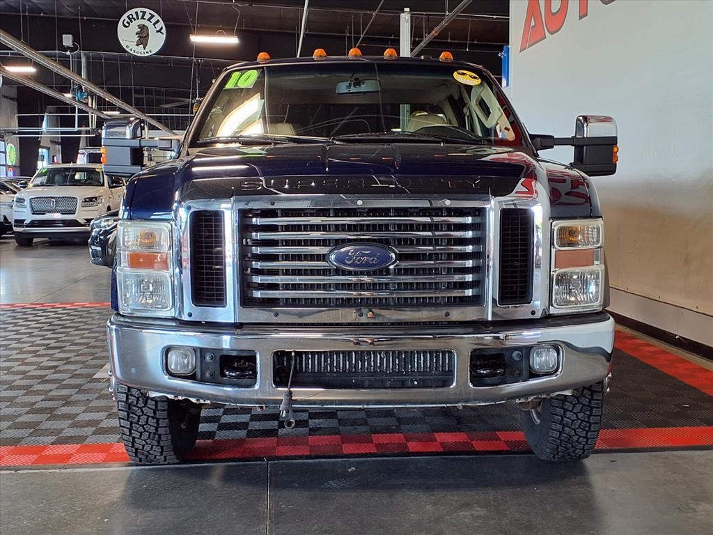 2010 Ford F-350 Lariat photo 2
