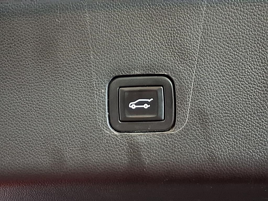 2020 Chevrolet Traverse Cloth 1LT photo 5
