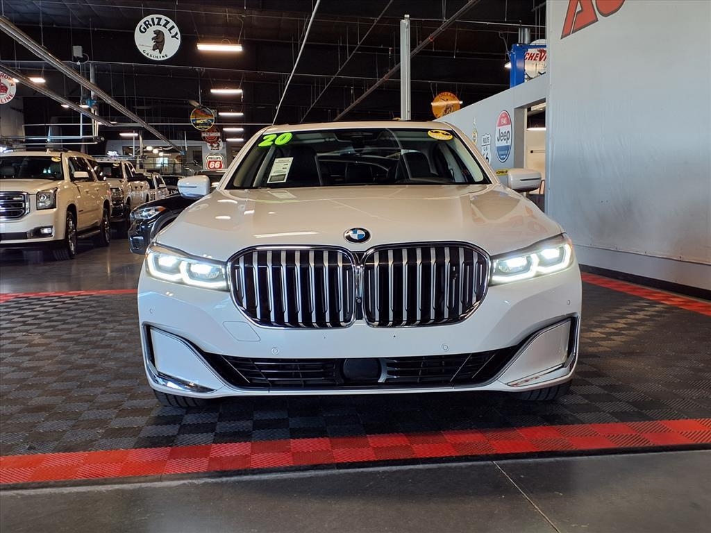 2020 Bmw 750i xDrive Sedan photo 2