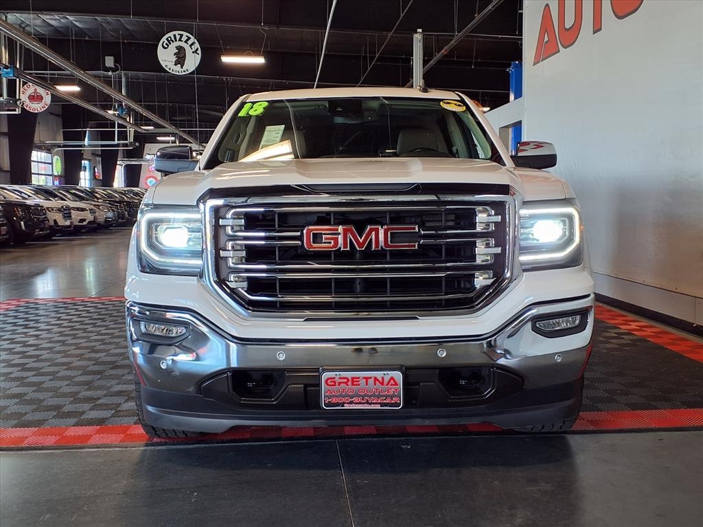 2018 Gmc Sierra SLT photo 2