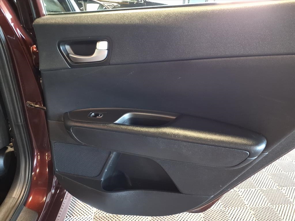2020 Kia Optima LX SE photo 9