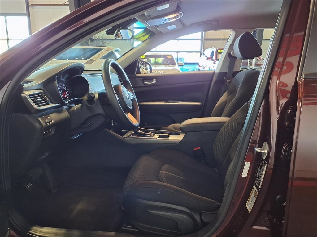 2020 Kia Optima LX SE photo 16