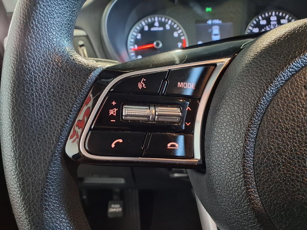 2020 Kia Optima LX SE photo 24