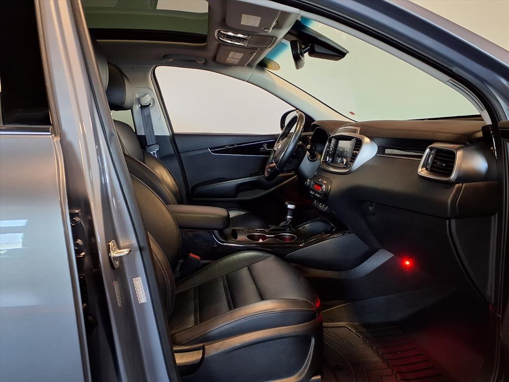 2020 Kia Sorento EX S photo 13