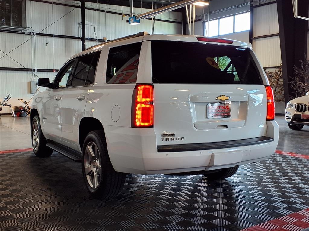 2016 Chevrolet Tahoe LT photo 4