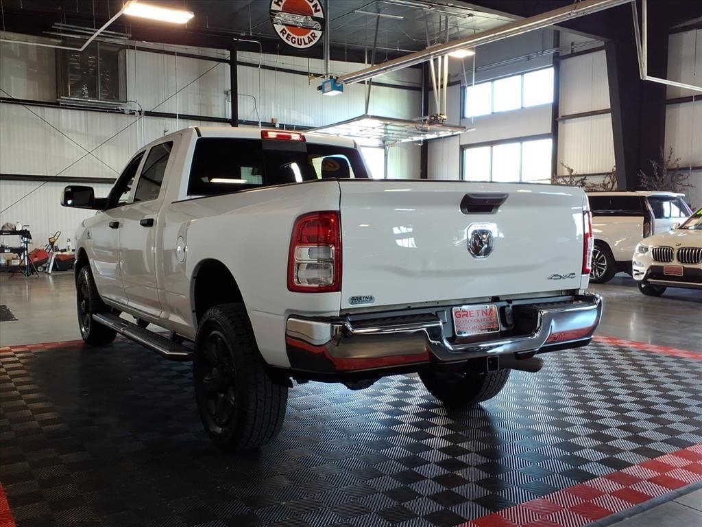 RAM 2500 Tradesman 4x4 Crew Cab 6'4" Box 2021