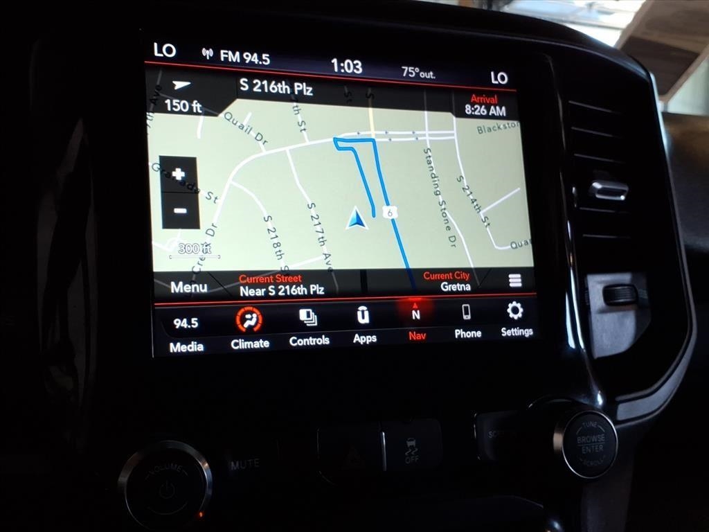 RAM 2500 Tradesman 4x4 Crew Cab 6'4" Box 2021