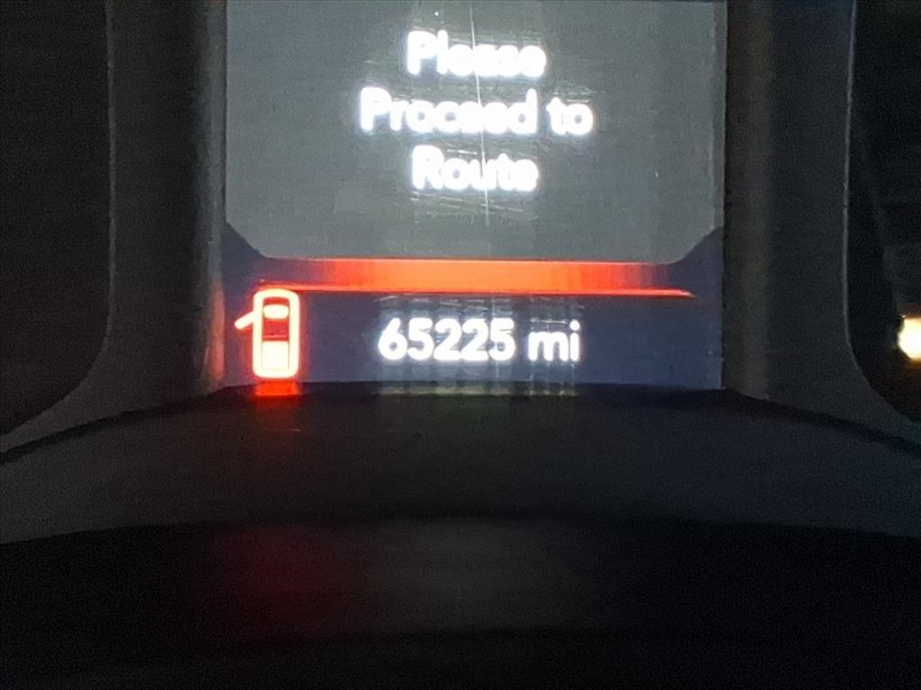 RAM 2500 Tradesman 4x4 Crew Cab 6'4" Box 2021