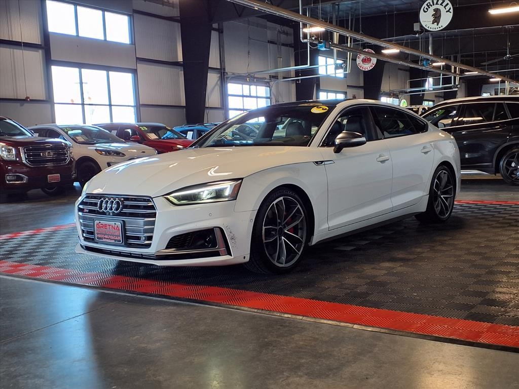 2019 Audi S5 Prestige photo 3
