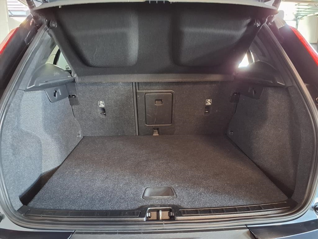 Volvo XC40 T4 FWD Momentum 2021