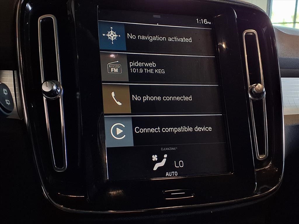 Volvo XC40 T4 FWD Momentum 2021