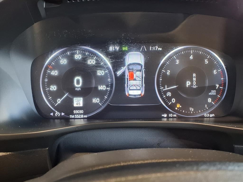 Volvo XC40 T4 FWD Momentum 2021