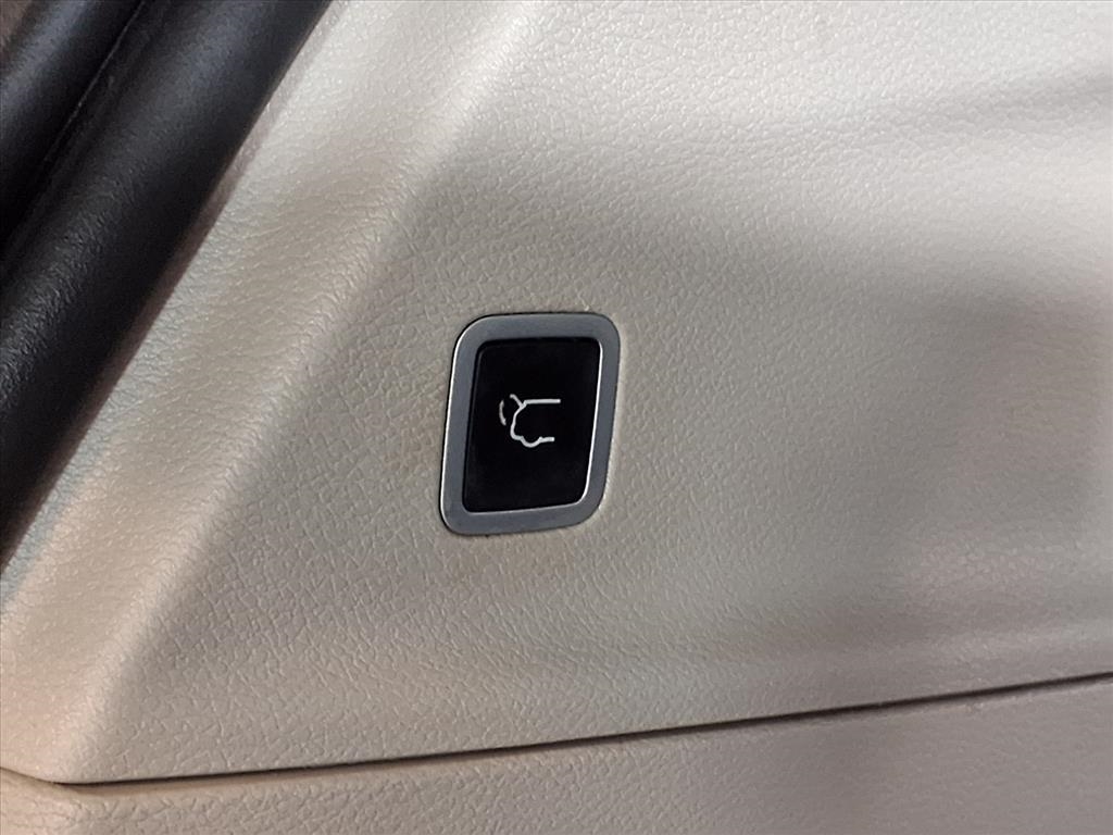 2018 Chrysler Pacifica Touring L photo 6