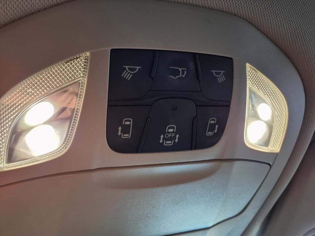 2018 Chrysler Pacifica Touring L photo 22