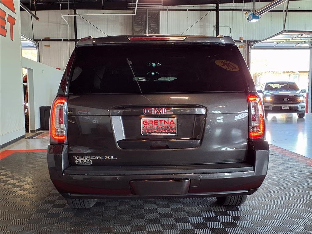 2017 Gmc Yukon XL SLT photo 5