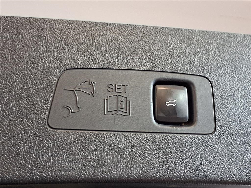 Lincoln Corsair Reserve AWD 2022