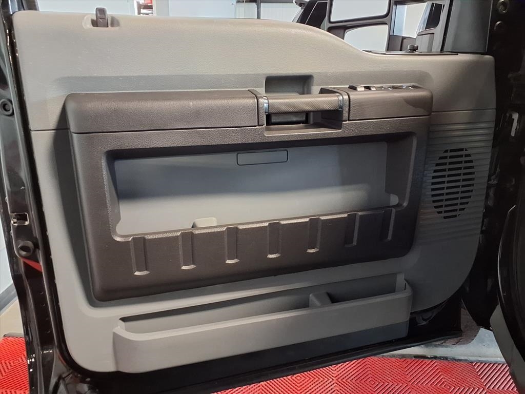 Ford Super Duty F-250 SRW  2012