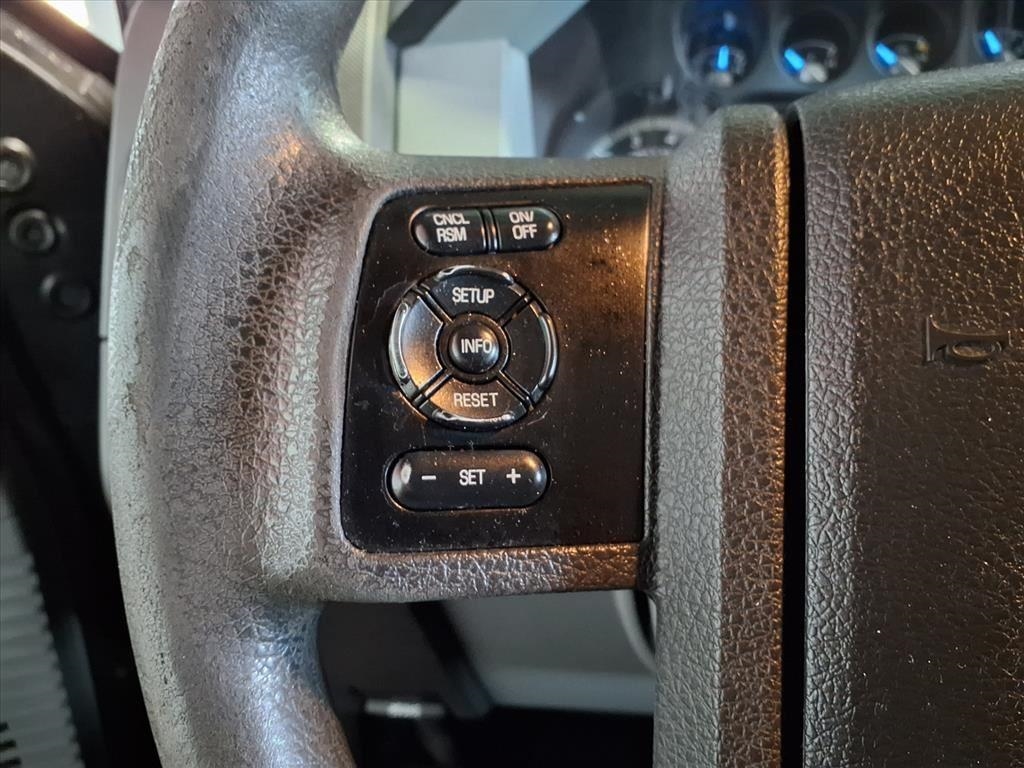 Ford Super Duty F-250 SRW  2012