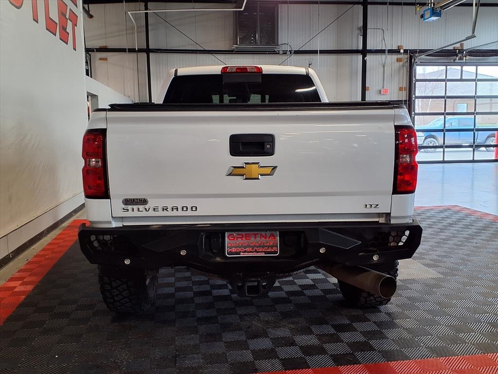 Chevrolet Silverado 2500HD 4WD Crew Cab 153.7" LTZ 2018