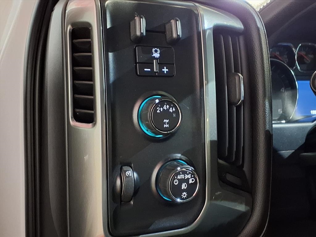 Chevrolet Silverado 2500HD 4WD Crew Cab 153.7" LTZ 2018