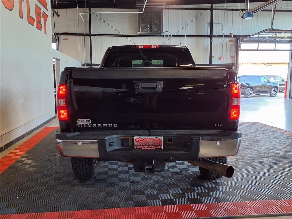 Chevrolet Silverado 3500HD 4WD Crew Cab 153.7" SRW LTZ 2012