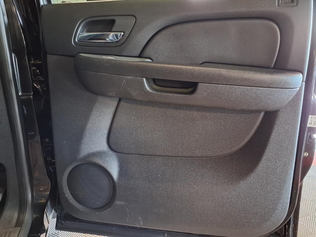 Chevrolet Silverado 3500HD 4WD Crew Cab 153.7" SRW LTZ 2012