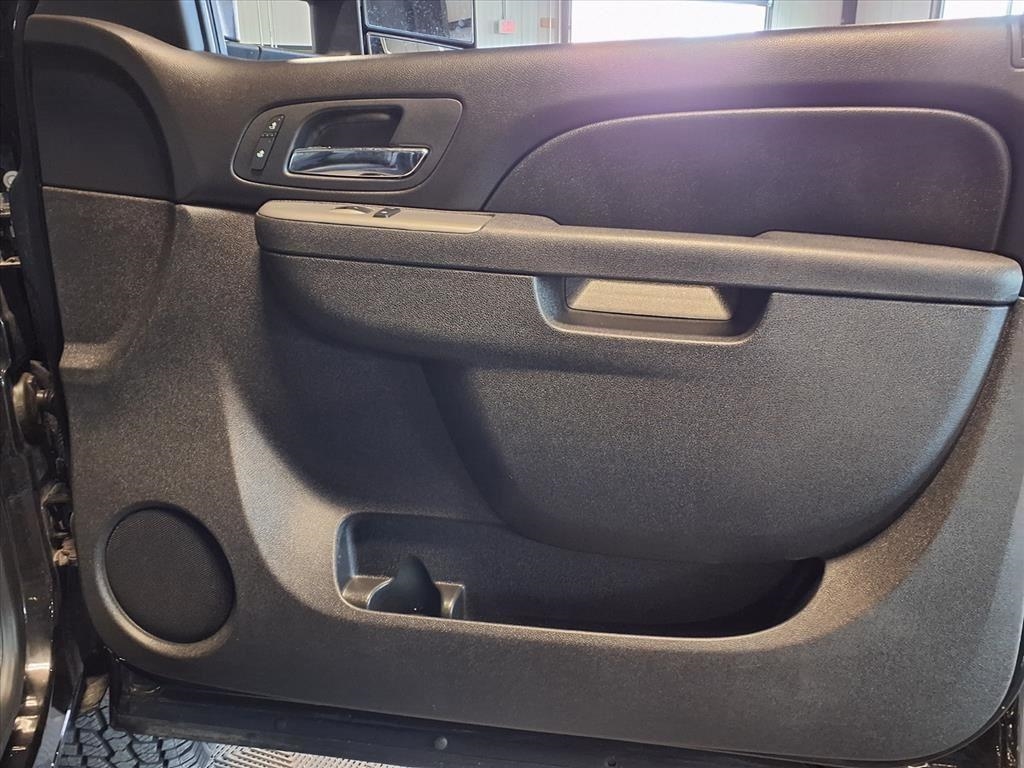 Chevrolet Silverado 3500HD 4WD Crew Cab 153.7" SRW LTZ 2012