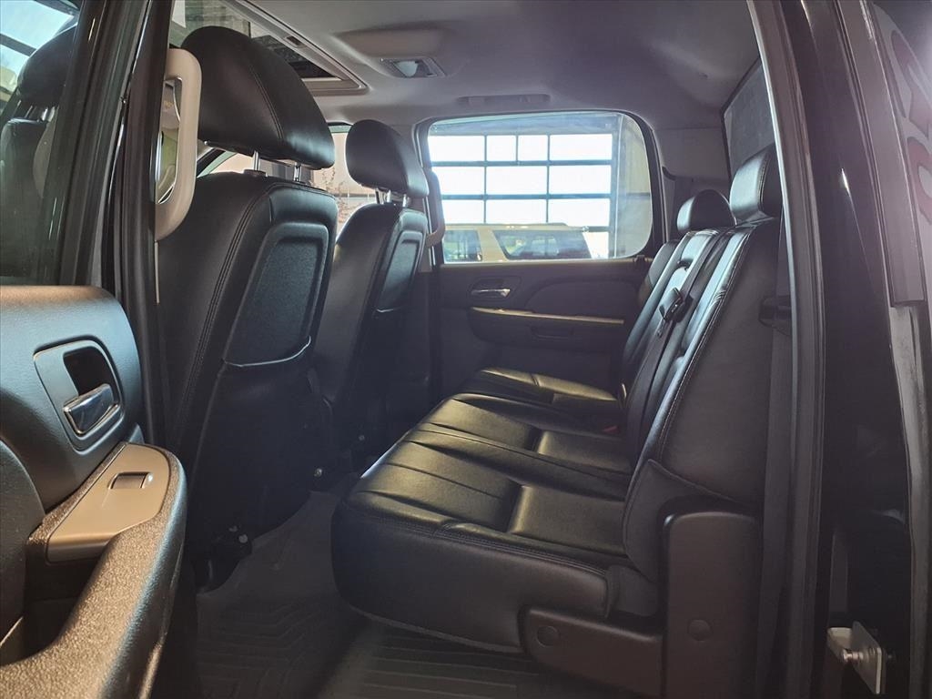 Chevrolet Silverado 3500HD 4WD Crew Cab 153.7" SRW LTZ 2012