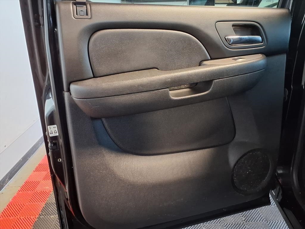 Chevrolet Silverado 3500HD 4WD Crew Cab 153.7" SRW LTZ 2012