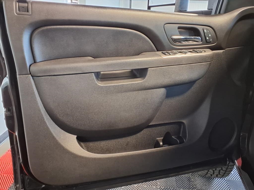 Chevrolet Silverado 3500HD 4WD Crew Cab 153.7" SRW LTZ 2012