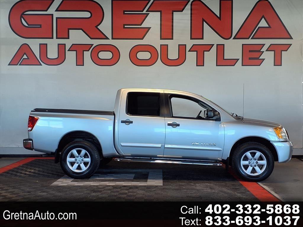 Nissan Titan 4WD Crew Cab SWB SE 2010 Nissan Titan 4WD Crew Cab SWB SE 2010