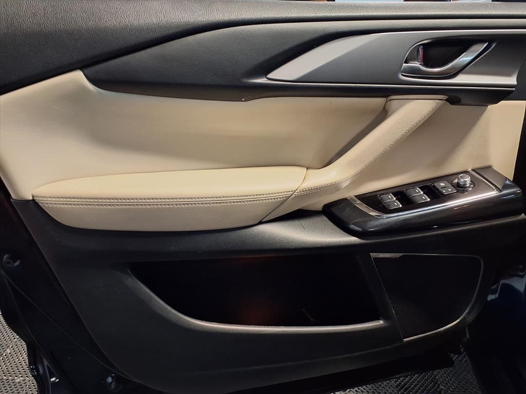 Mazda CX-9 Touring AWD 2019 Mazda CX-9 Touring AWD 2019