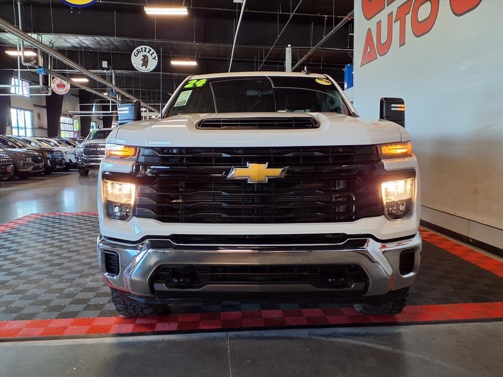 Chevrolet Silverado 2500HD 4WD Crew Cab 159" Work Truck 2024 Chevrolet Silverado 2500HD 4WD Crew Cab 159" Work Truck 2024