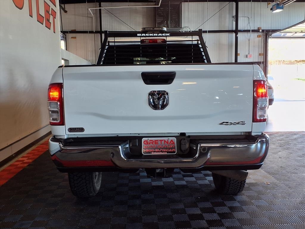 RAM 2500 Tradesman 4x4 Crew Cab 6'4" Box 2022 RAM 2500 Tradesman 4x4 Crew Cab 6'4" Box 2022