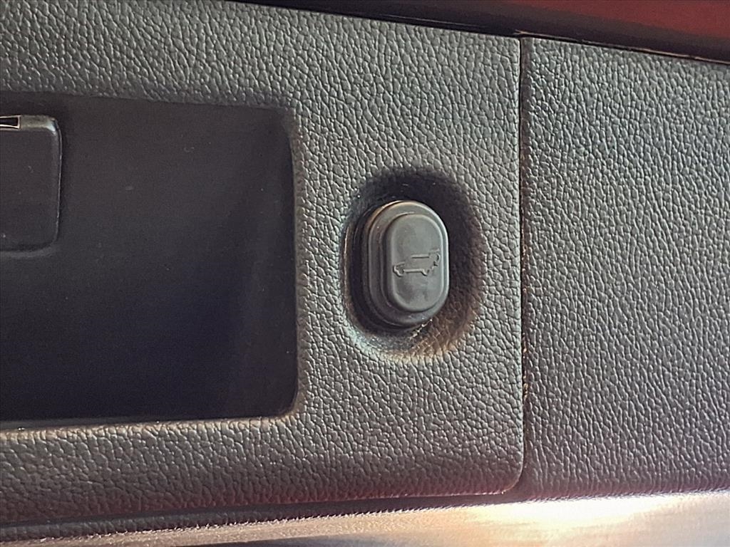 Chevrolet Tahoe 4WD 4dr LTZ 2015