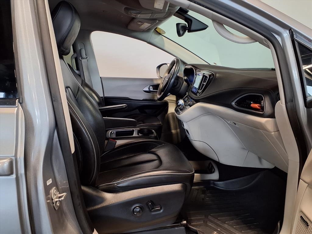 Chrysler Pacifica Limited FWD 2018 Chrysler Pacifica Limited FWD 2018