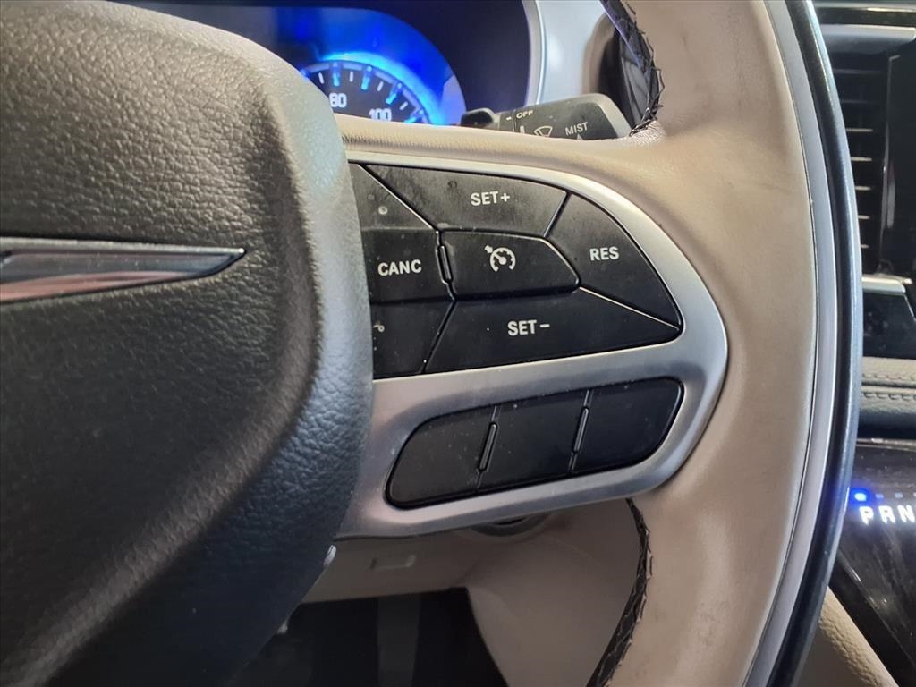 Chrysler Pacifica Limited FWD 2018 Chrysler Pacifica Limited FWD 2018