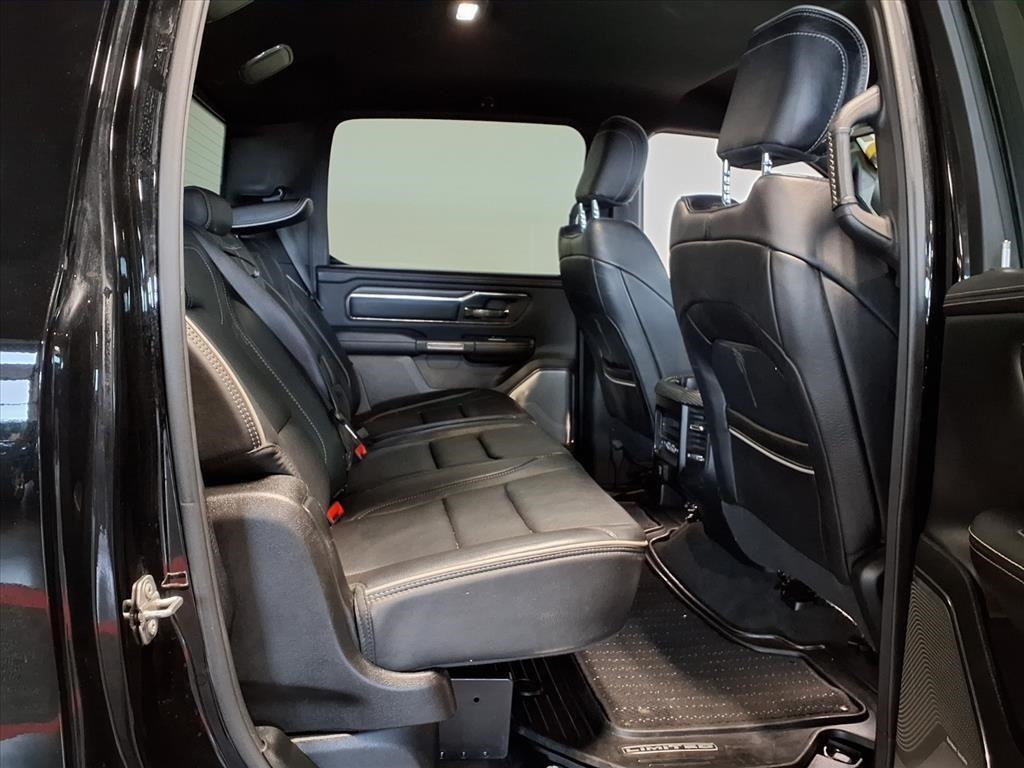 RAM 1500 Limited 4x4 Crew Cab 5'7" Box 2020 RAM 1500 Limited 4x4 Crew Cab 5'7" Box 2020