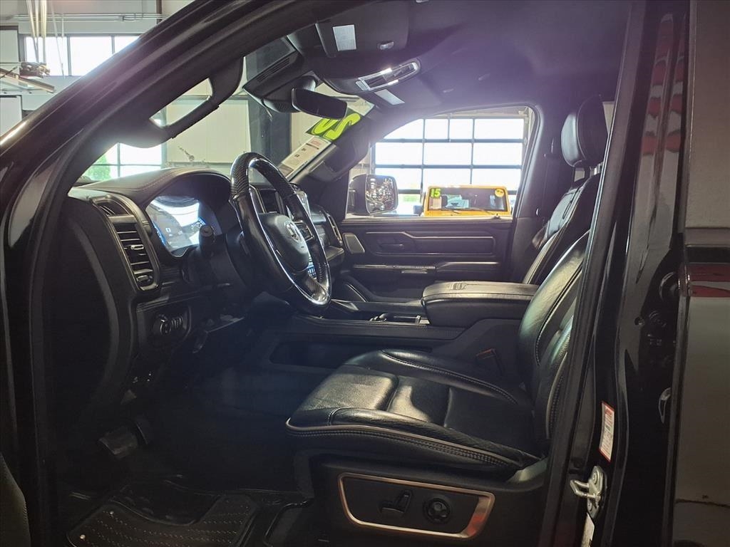 RAM 1500 Limited 4x4 Crew Cab 5'7" Box 2020 RAM 1500 Limited 4x4 Crew Cab 5'7" Box 2020