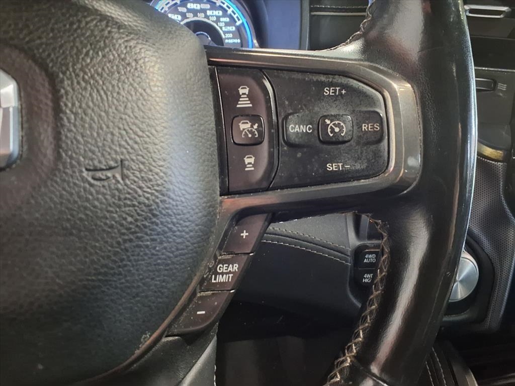 RAM 1500 Limited 4x4 Crew Cab 5'7" Box 2020 RAM 1500 Limited 4x4 Crew Cab 5'7" Box 2020